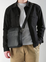 Sac Bandoulière Flandres Cuir Etrier Noir flandres EFLA732M-vue-porte